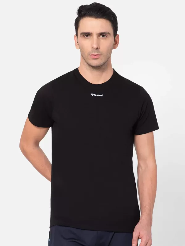 Hummel Thor Men Black T-Shirt for corporate gifting in bangalore with affrodable price and best quality.