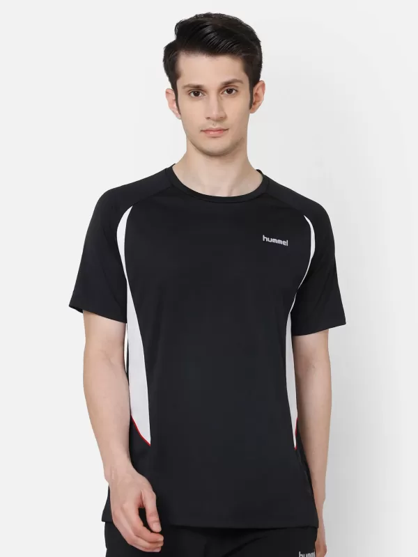 Hummel Kemper Men Polyester T-Shirt Black for corporate gifting in bangalore with affordable price and best quality.