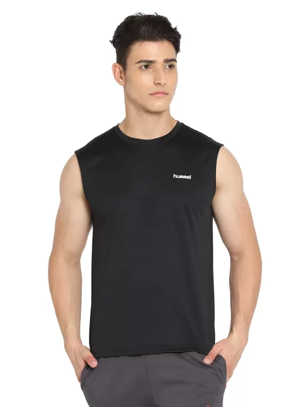 Hummel Darby Men Polyester Black T-Shirt for corporate gifting in bangalore with affordable price and best price.
