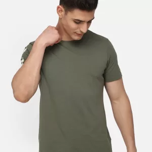 Hummel Legacy Men Cotton Green T-shirt for corporate gifting in bangalore with affordable price and best quality.