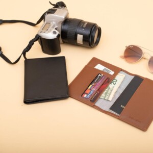 oblique Trip passport case